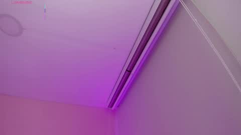 Miss Guzman  online show from March 4, 2026, 1:22 am