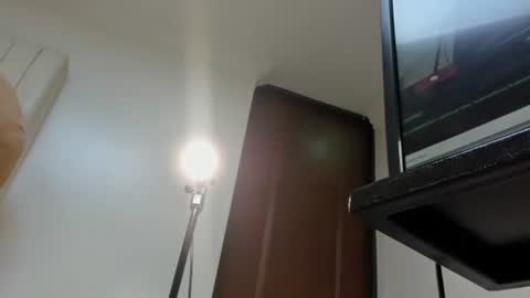 Oriana  online show from May 20, 2026, 2:18 am