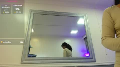Snapshot of oriana_jhonson chatting on June 28, 2026, 12:55 pm Oriana online show from June 28, 2026, 12:55 pm