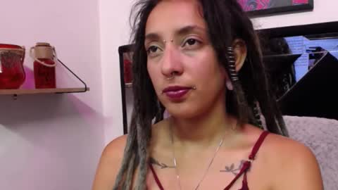 Snapshot of orianna_bodmod chatting on January 17, 2025, 11:18 pm ORIANNA online show from January 17, 2025, 11:18 pm