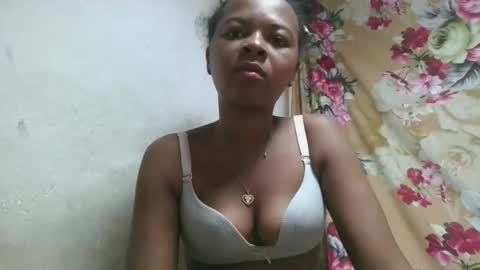 ornellahhh online show from October 1, 2025, 4:29 am