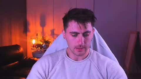 Snapshot of oscar_miller_ chatting on October 13, 2025, 9:15 pm Oscar online show from October 13, 2025, 9:15 pm