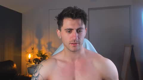 Snapshot of oscar_miller_ chatting on October 19, 2025, 9:04 pm Oscar online show from October 19, 2025, 9:04 pm