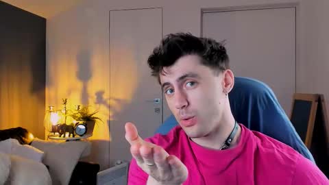 Snapshot of oscar_miller_ chatting on November 20, 2025, 8:52 pm Oscar online show from November 20, 2025, 8:52 pm