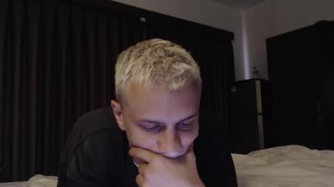 Snapshot of oscar_sssky chatting on December 7, 2024, 7:27 am Oscar online show from December 7, 2024, 7:27 am