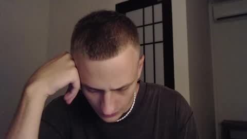 Snapshot of oscar_sssky chatting on January 23, 2025, 4:48 pm Oscar online show from January 23, 2025, 4:48 pm