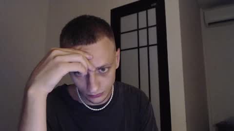 Snapshot of oscar_sssky chatting on January 25, 2025, 4:35 pm Oscar online show from January 25, 2025, 4:35 pm