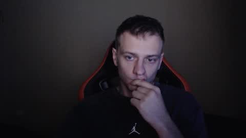 Snapshot of oscar_sssky chatting on October 1, 2025, 4:46 pm Oscar online show from October 1, 2025, 4:46 pm