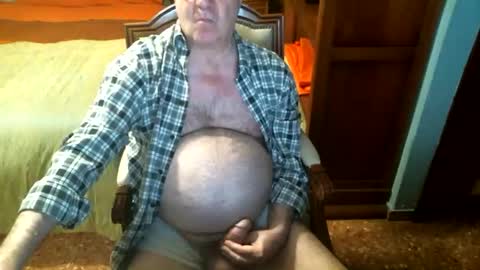 Snapshot of oscarw chatting on December 16, 2024, 4:27 pm Oscar online show from December 16, 2024, 4:27 pm