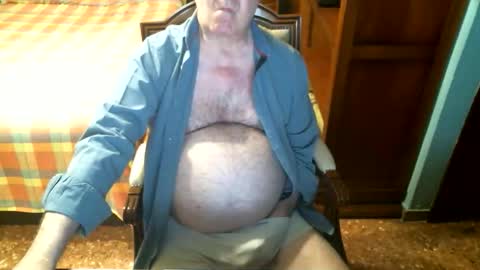 Snapshot of oscarw chatting on October 5, 2025, 4:27 pm Oscar online show from October 5, 2025, 4:27 pm