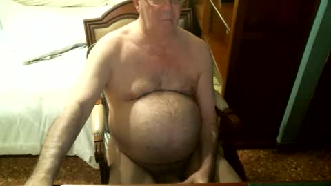 Snapshot of oscarw chatting on December 13, 2025, 8:04 pm Oscar online show from December 13, 2025, 8:04 pm