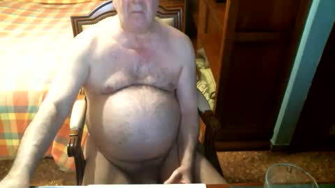 Snapshot of oscarw chatting on April 19, 2026, 3:55 pm Oscar online show from April 19, 2026, 3:55 pm