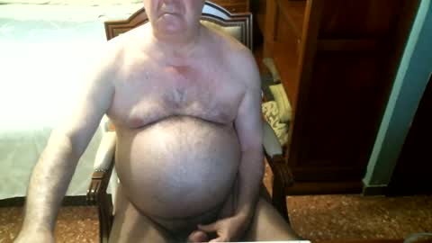 Snapshot of oscarw chatting on July 20, 2026, 4:20 pm Oscar online show from July 20, 2026, 4:20 pm