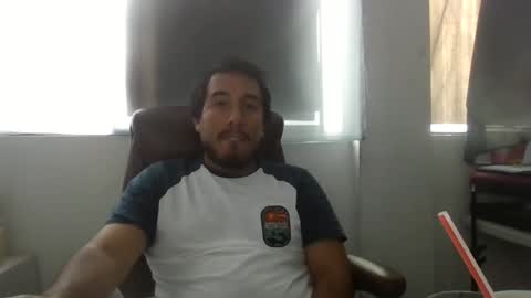 Snapshot of oscaryn_martell chatting on March 6, 2025, 11:58 am oscaryn_martell online show from March 6, 2025, 11:58 am