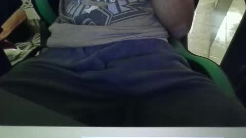 Snapshot of oshaka chatting on May 25, 2026, 8:42 am HappyGrower online show from May 25, 2026, 8:42 am