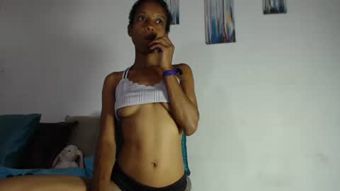 OsirisHills online show from September 23, 2025, 10:13 pm
