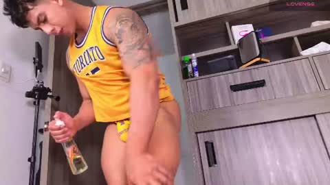 Snapshot of oskar_ford21 chatting on July 14, 2026, 12:57 am Oskar Ford NEW ACCOUNT online show from July 14, 2026, 12:57 am