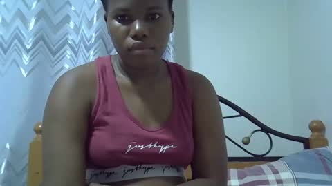 osoprettyebony online show from September 25, 2025, 9:07 pm