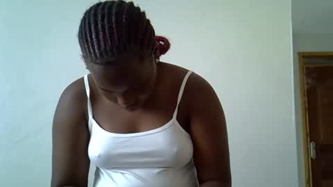 osoprettyebony online show from October 25, 2025, 11:07 am