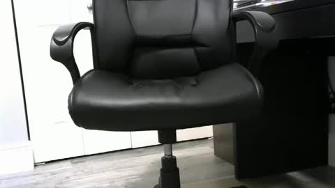 Ossi online show from October 28, 2025, 10:56 pm