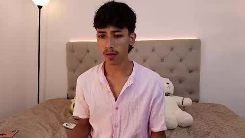 ostin 18hot online show from October 14, 2025, 12:55 am