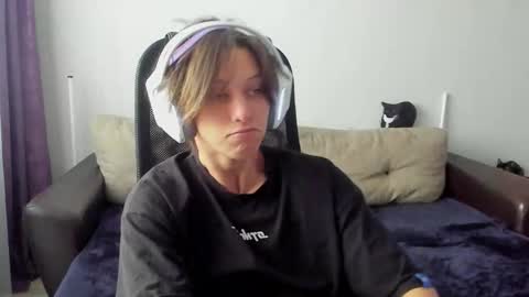 Ostin online show from November 15, 2025, 7:27 am