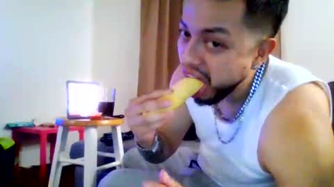 Chulo CLos online show from March 15, 2026, 5:02 am