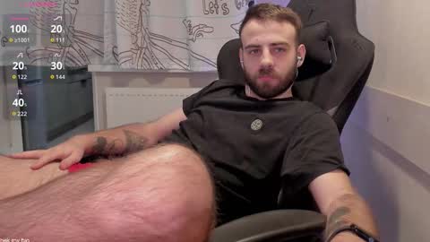 Snapshot of otishairy chatting on November 6, 2025, 10:43 pm Otis online show from November 6, 2025, 10:43 pm