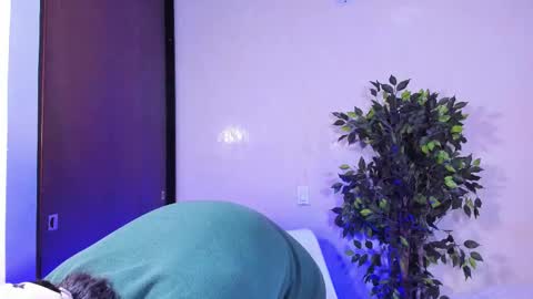 Snapshot of otto_andrew chatting on February 27, 2026, 8:09 pm Otto Andrew online show from February 27, 2026, 8:09 pm