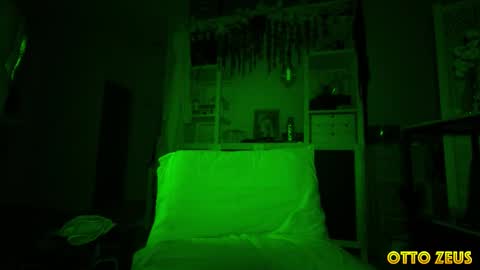 Otto Zeus online show from October 26, 2025, 5:57 am