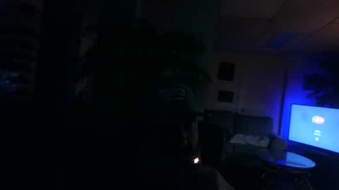 Snapshot of ouiostie chatting on December 19, 2024, 9:29 am Vraiment la online show from December 19, 2024, 9:29 am