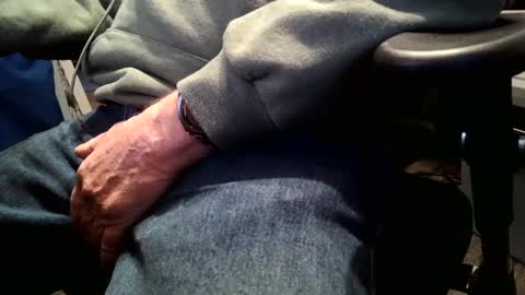 lets play online show from January 4, 2025, 10:34 pm