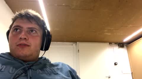 outflayd online show from November 26, 2025, 11:06 pm