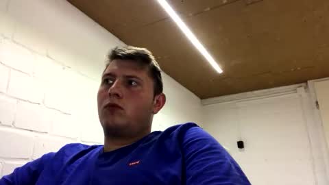 outflayd online show from April 22, 2026, 10:22 pm