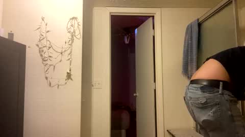 Snapshot of outlawdick226622 chatting on April 21, 2026, 10:54 am outlawdick226622 online show from April 21, 2026, 10:54 am