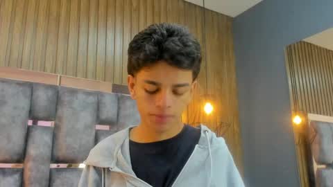 Snapshot of owen__johnson chatting on April 25, 2026, 11:24 am Owen Johnson online show from April 25, 2026, 11:24 am