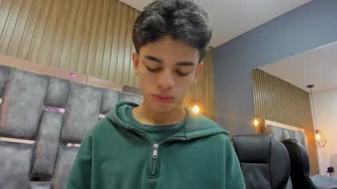 Snapshot of owen__johnson chatting on May 13, 2026, 11:40 am Owen Johnson online show from May 13, 2026, 11:40 am