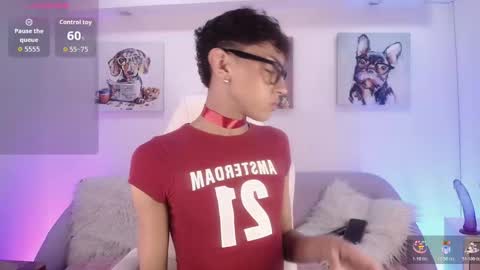 Snapshot of owen_jp chatting on February 1, 2026, 8:18 pm Owen online show from February 1, 2026, 8:18 pm