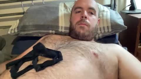 Snapshot of owenfn2 chatting on October 27, 2025, 7:23 am Owen2022 online show from October 27, 2025, 7:23 am