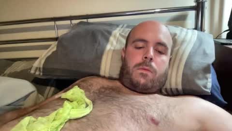 Snapshot of owenfn2 chatting on December 2, 2025, 8:37 pm Owen2022 online show from December 2, 2025, 8:37 pm