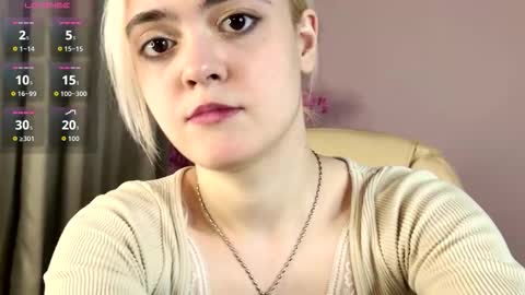 Snapshot of oxcy_live chatting on March 22, 2026, 5:33 am Oxcy online show from March 22, 2026, 5:33 am