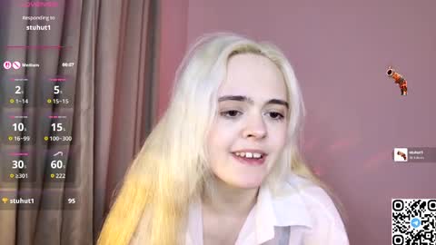 Snapshot of oxcy_live chatting on April 25, 2026, 10:18 pm Oxcy online show from April 25, 2026, 10:18 pm