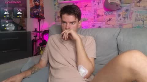 Mike online show from October 26, 2025, 11:38 am