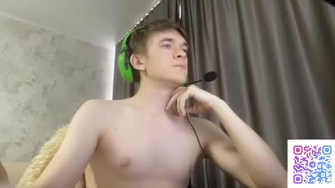 Snapshot of oydikey chatting on February 15, 2025, 11:28 am Oydin online show from February 15, 2025, 11:28 am