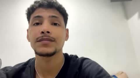 Snapshot of ozaru__ chatting on December 14, 2025, 10:09 am ozaru__ online show from December 14, 2025, 10:09 am