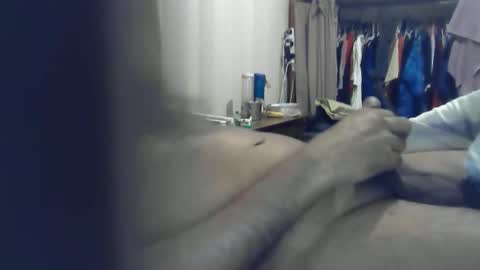 Snapshot of ozchaad chatting on October 1, 2025, 12:44 pm ozchaad online show from October 1, 2025, 12:44 pm