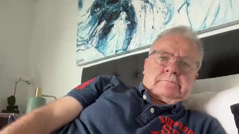 Snapshot of ozhairybearxxxx chatting on December 8, 2024, 2:49 am ozhairybearxxxx online show from December 8, 2024, 2:49 am