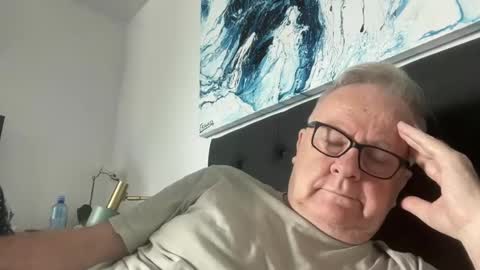 Snapshot of ozhairybearxxxx chatting on March 9, 2025, 12:53 am ozhairybearxxxx online show from March 9, 2025, 12:53 am