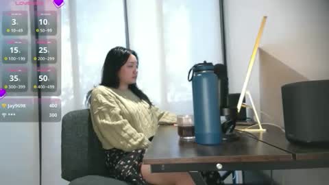 ozhmara online show from November 24, 2025, 2:17 pm