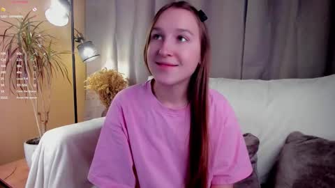 Caroline or just Lina online show from November 11, 2025, 1:27 am